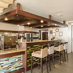 Hunguest Apollo ホテル ハイデゥソボスロー