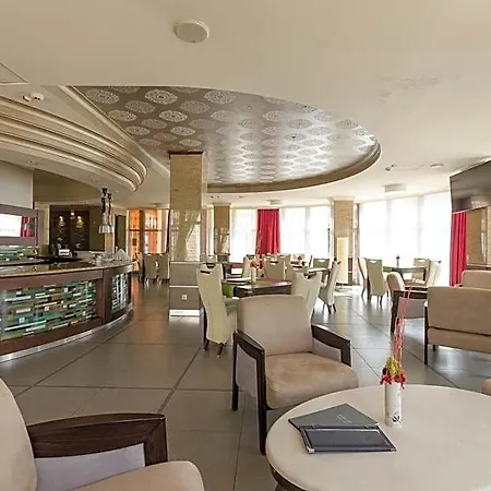 Hunguest Apollo Hotel 3*